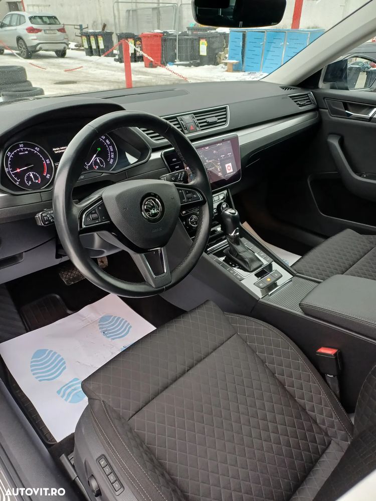 Skoda Superb 2.0 TDI DSG Premium Edition - 7