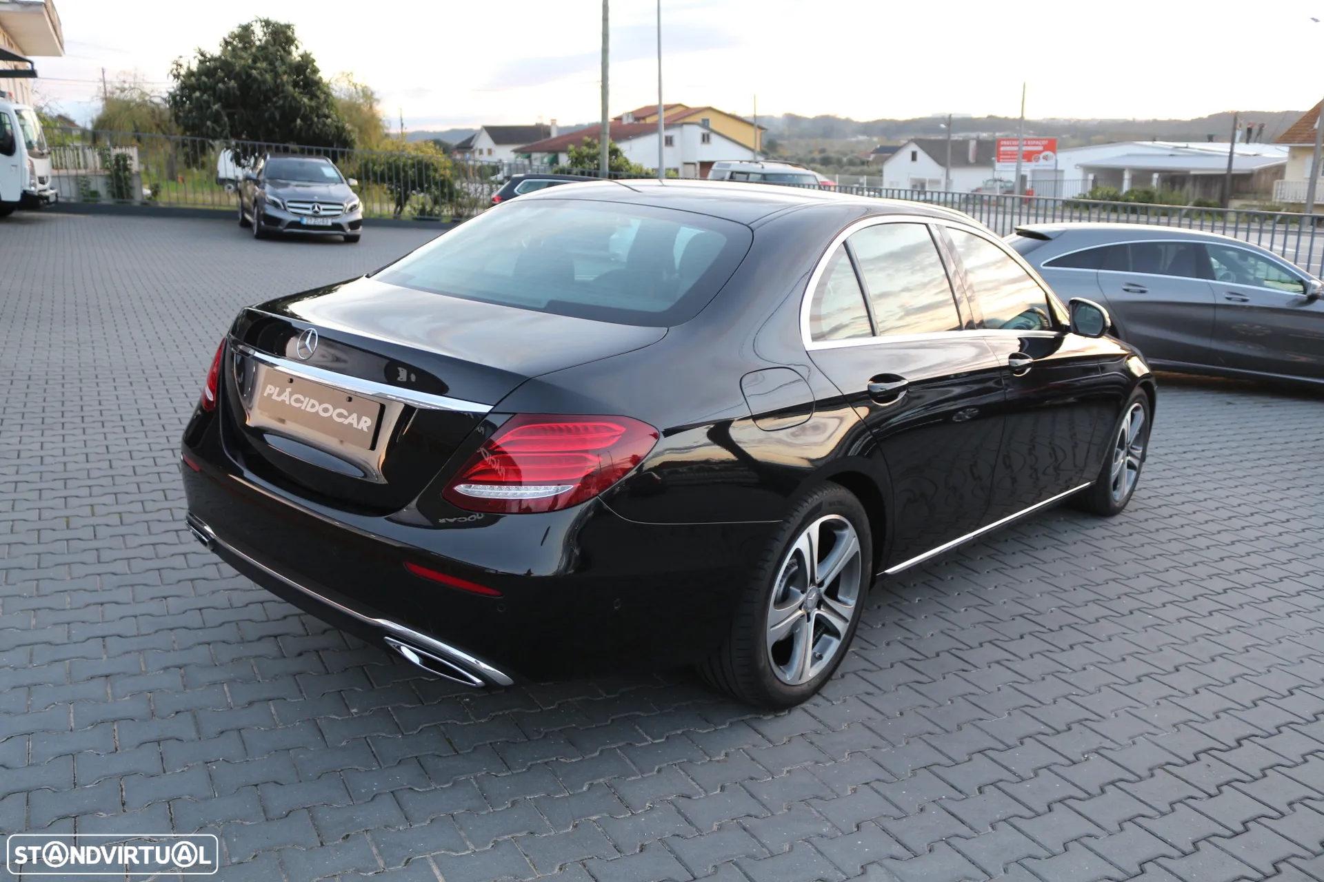 Mercedes-Benz E 220 d 9G-TRONIC Avantgarde - 3