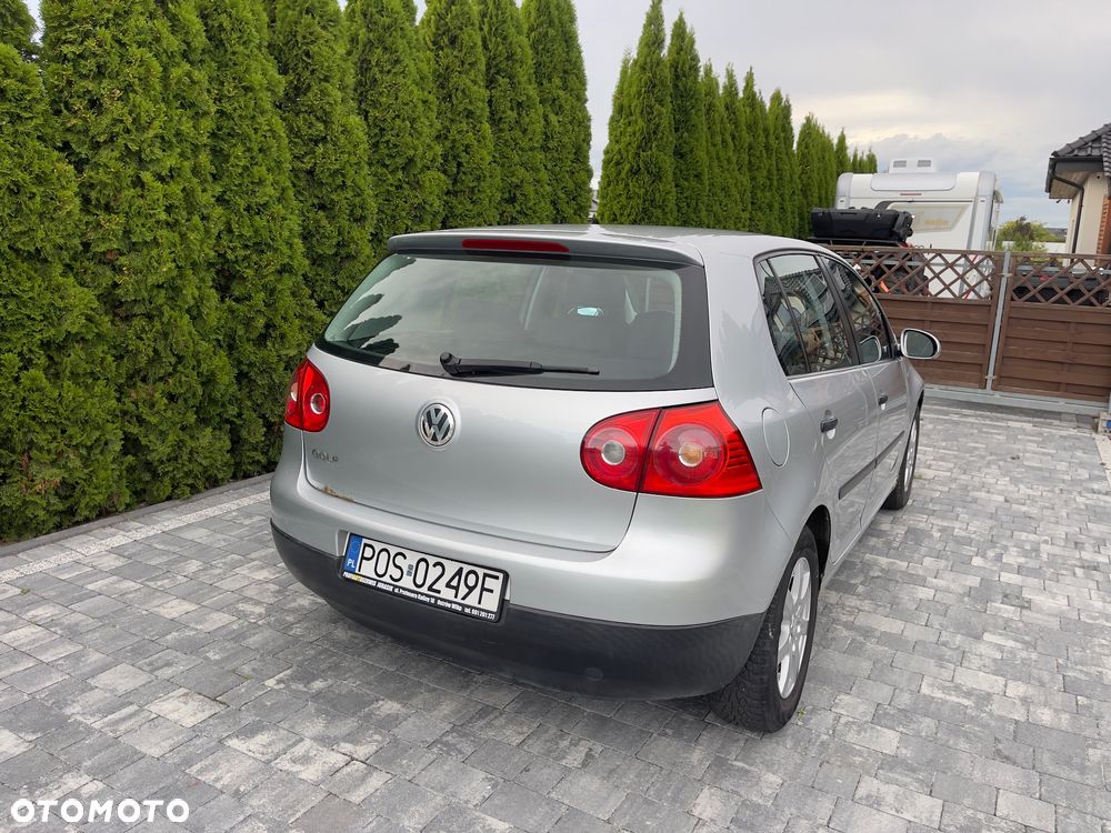 Volkswagen Golf - 30