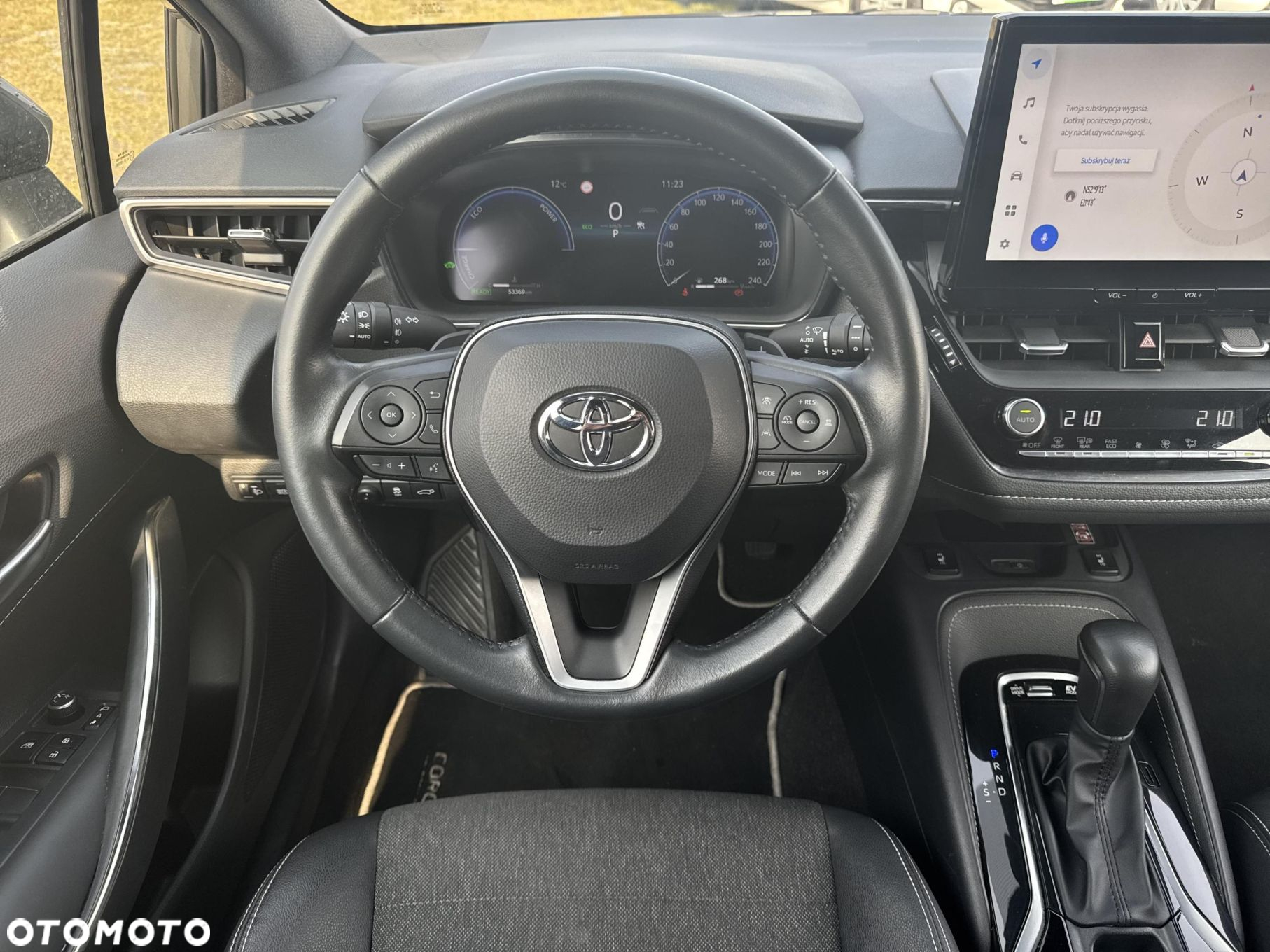 Toyota Corolla - 12