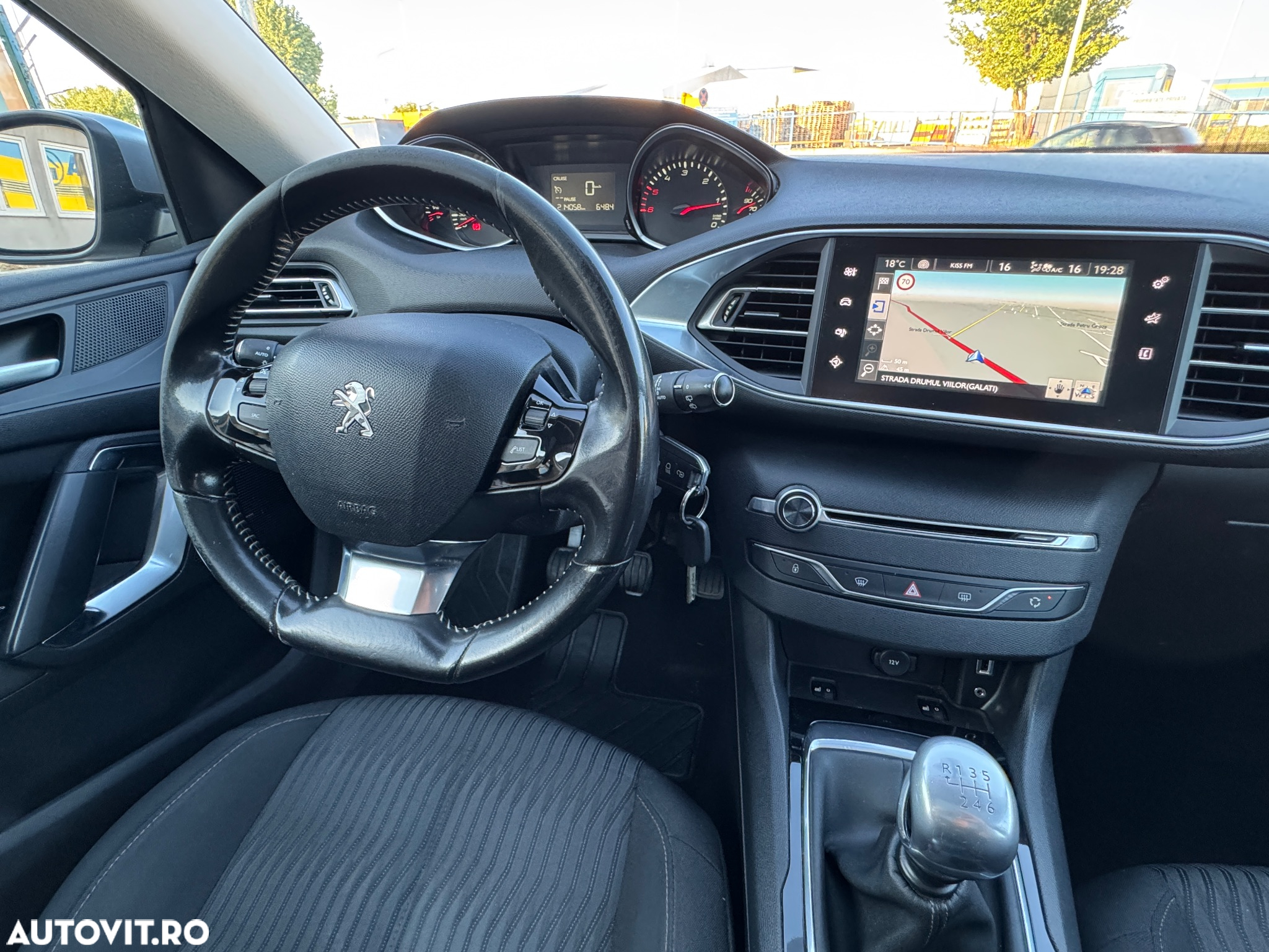 Peugeot 308 SW BlueHDi 120 Stop & Start Business-Line - 18
