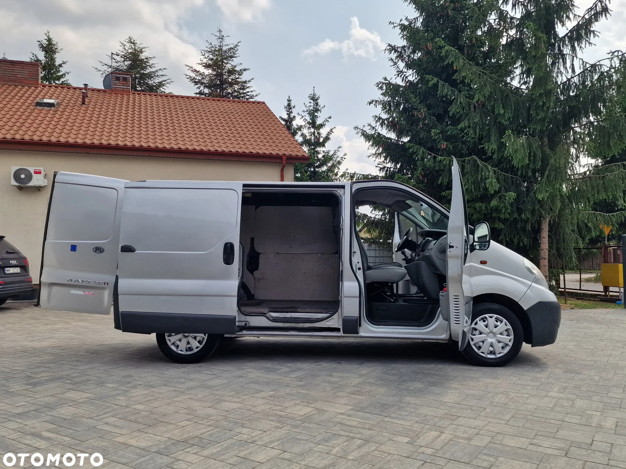 Opel Vivaro - 13