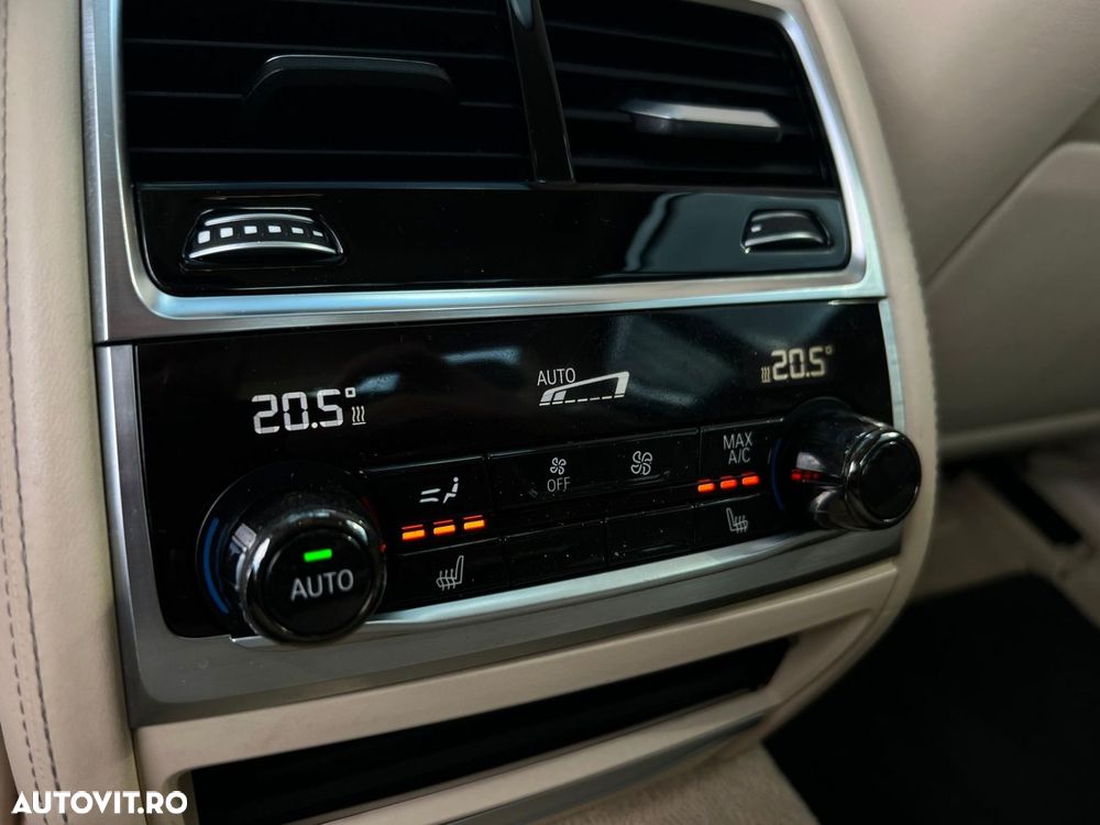 BMW Seria 7 730d xDrive - 18
