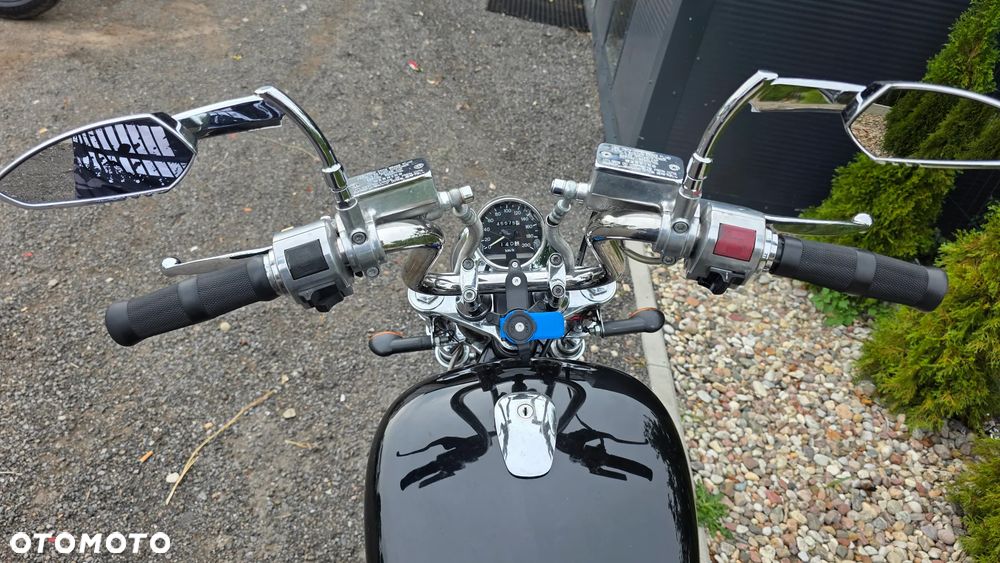 Suzuki Intruder - 19