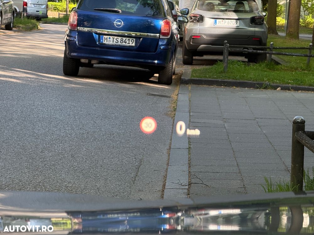 BMW Seria 5 525d xDrive AT - 4
