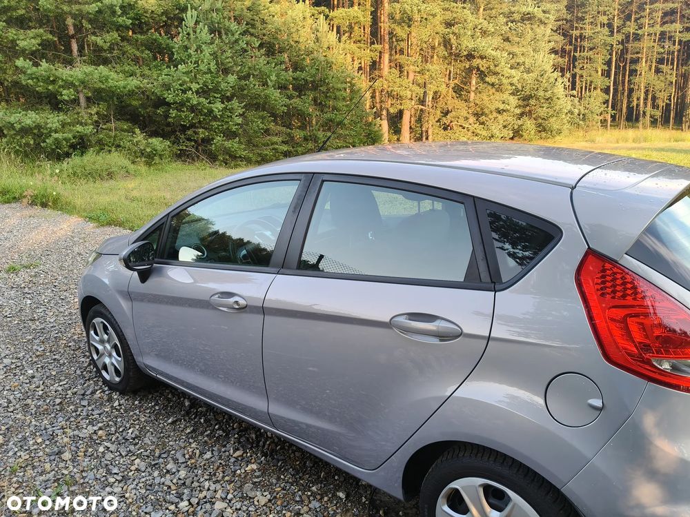 Ford Fiesta 1.25 Titanium EU5 - 6