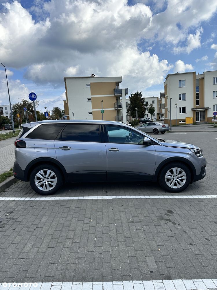 Peugeot 5008 - 3