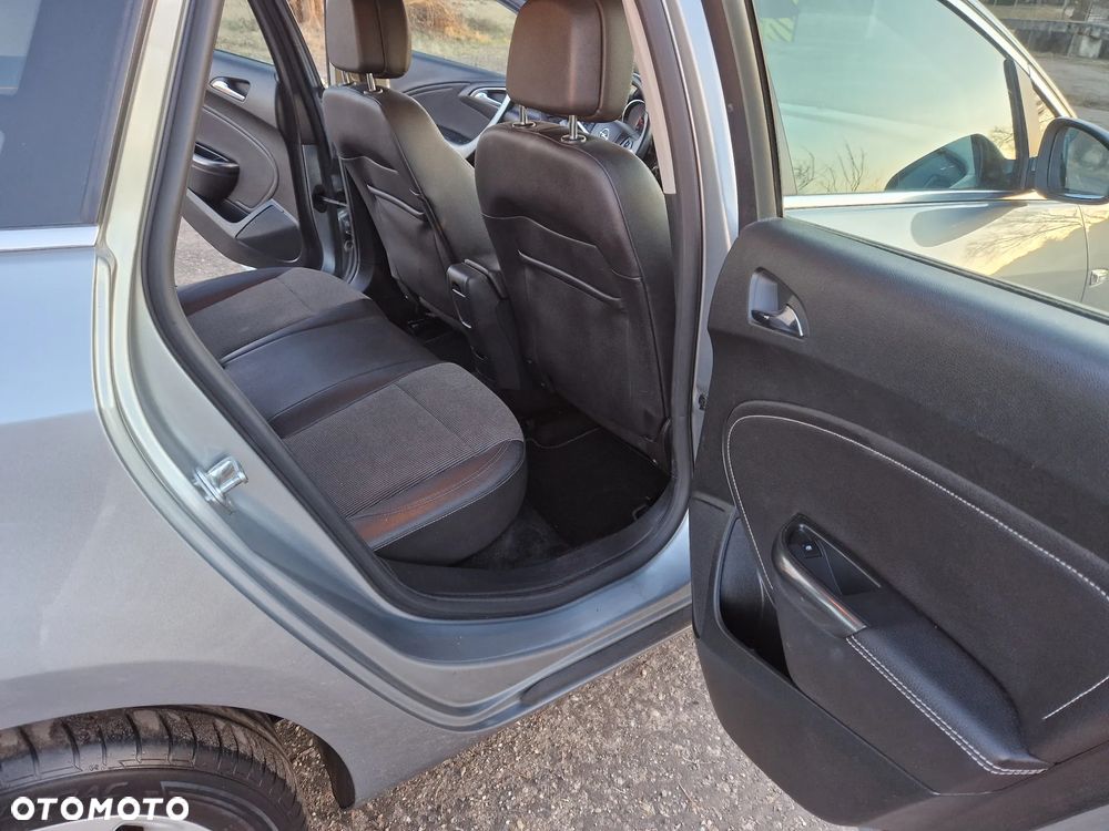 Opel Astra - 14