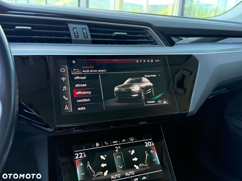Audi e-tron - 34