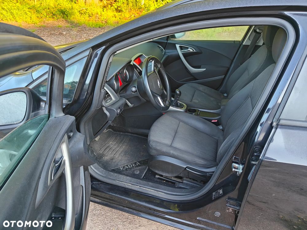 Opel Astra 1.3 CDTI DPF 150 Jahre - 8