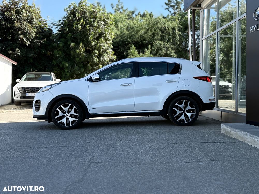 Kia Sportage 2,0 CRDI AWD Aut. GT Line - 4