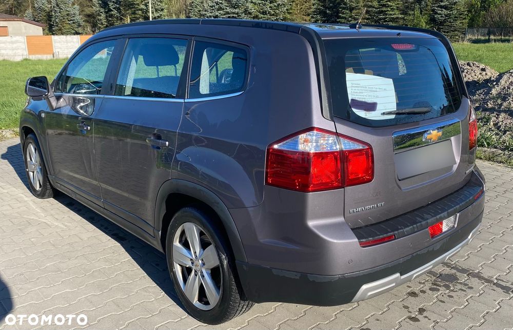 Chevrolet Orlando - 12