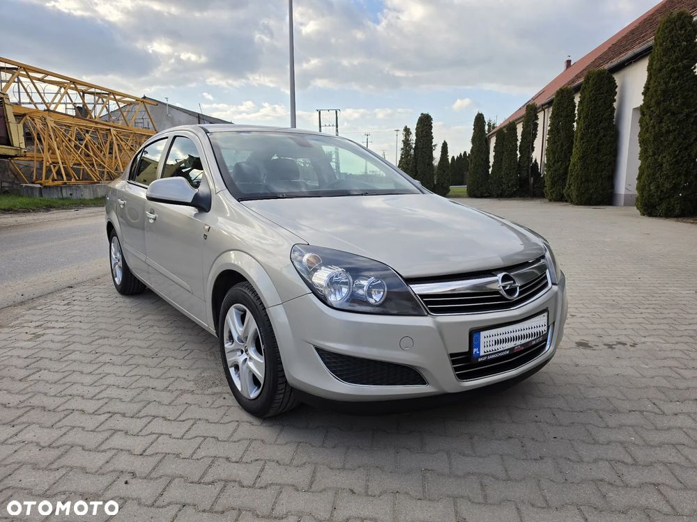 Opel Astra 1.6 111 - 1
