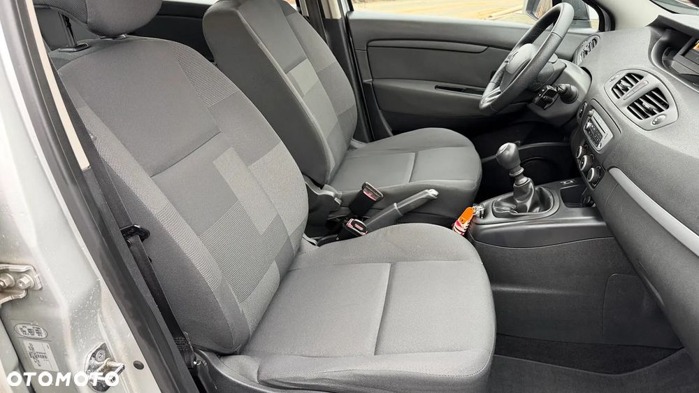 Renault Scenic 1.6 16V 110 TomTom Edition - 13