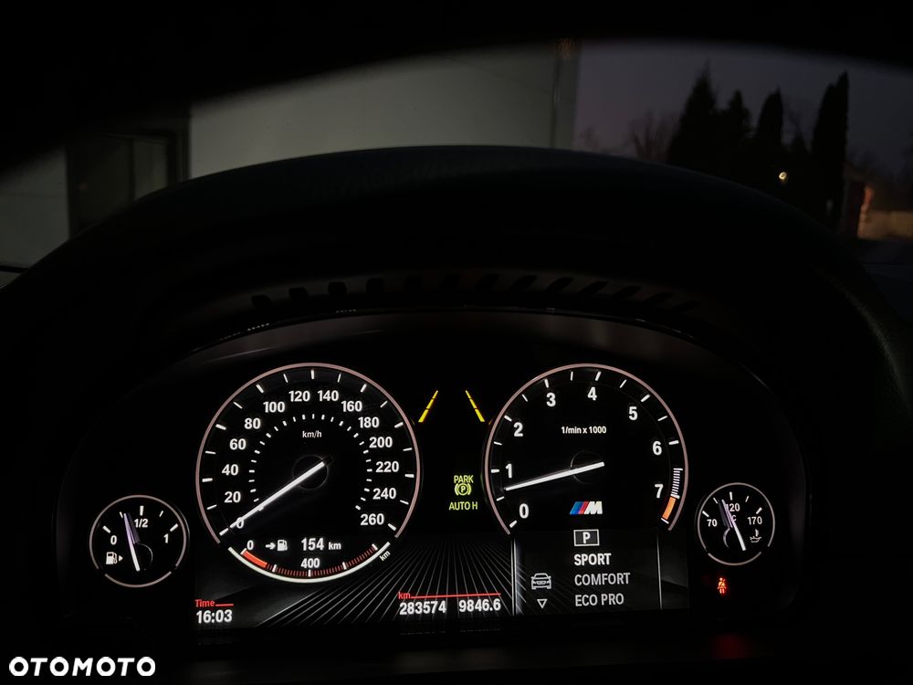 BMW Seria 5 535i xDrive - 12