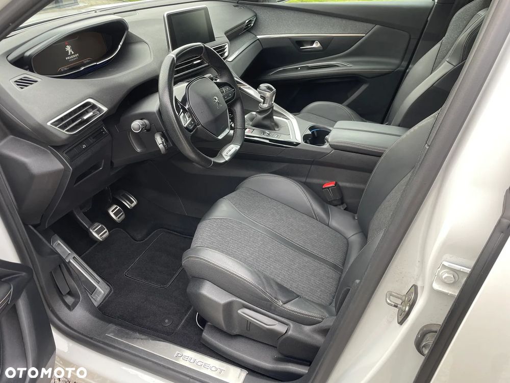Peugeot 3008 1.5 BlueHDi GT S&S - 23