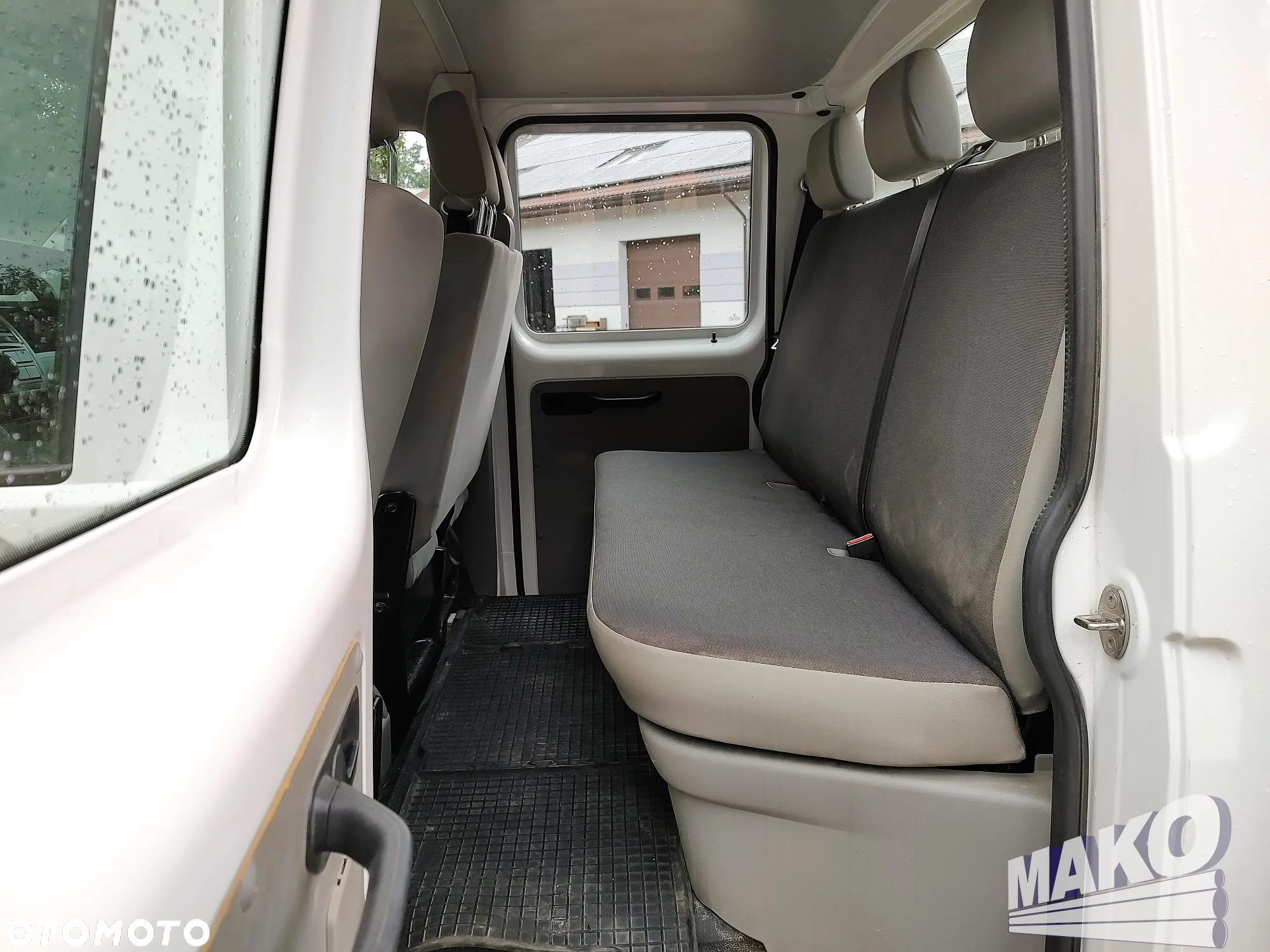 Volkswagen Transporter T5 - 11