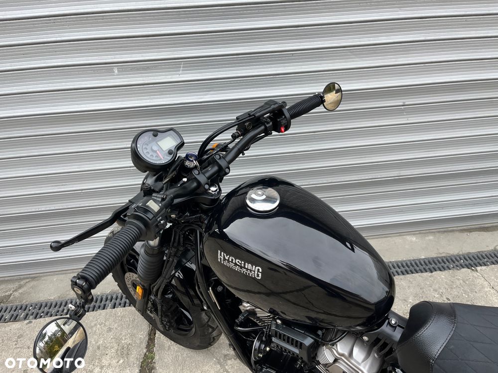 Hyosung GV - 10