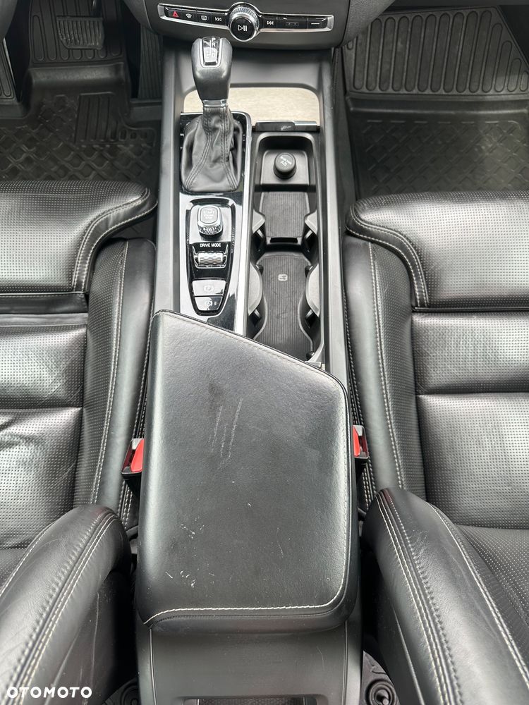 Volvo XC 60 D4 SCR AWD Inscription - 29