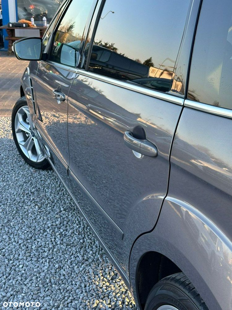 Ford S-Max - 24