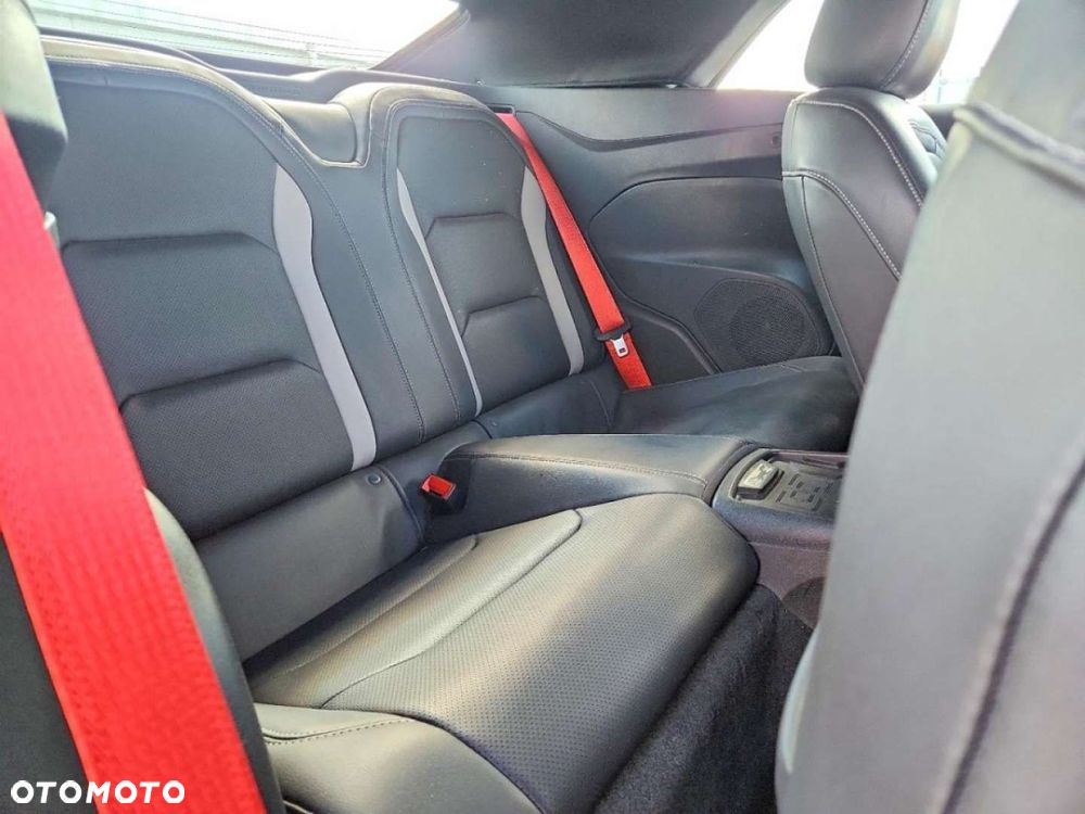 Chevrolet Camaro - 11