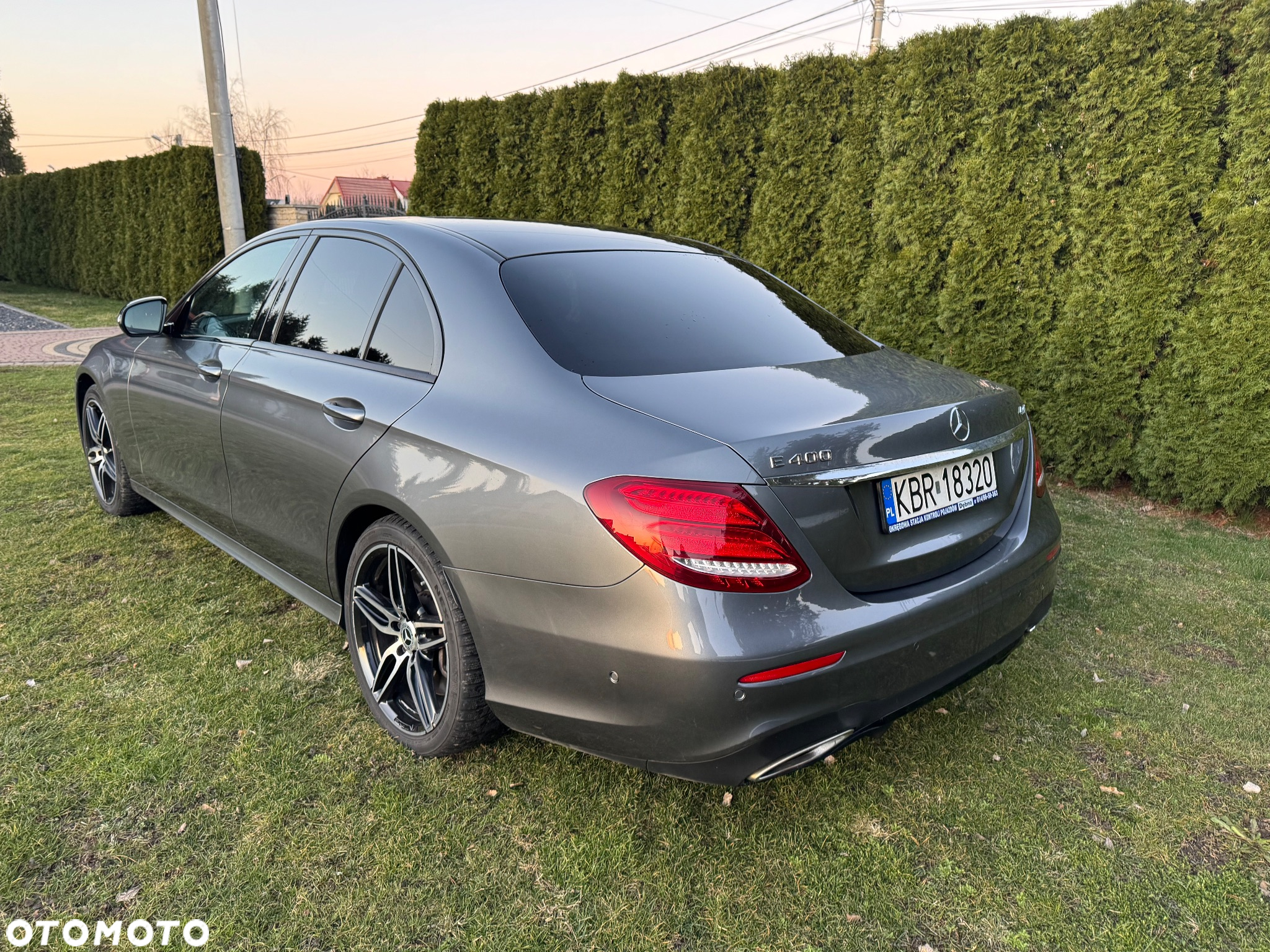 Mercedes-Benz Klasa E 400 4-Matic 9G-TRONIC - 11