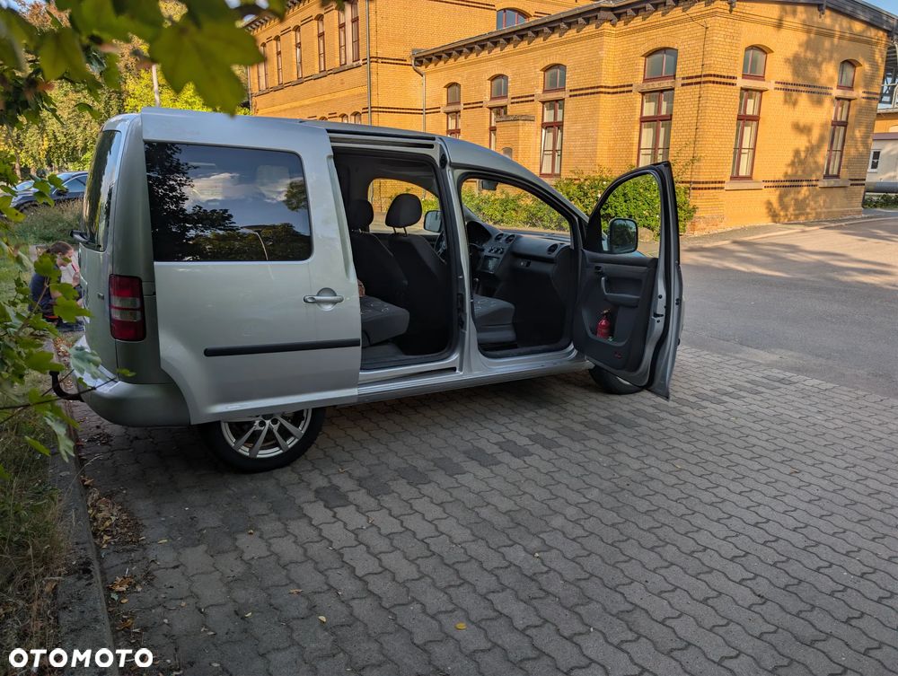 Volkswagen Caddy - 5