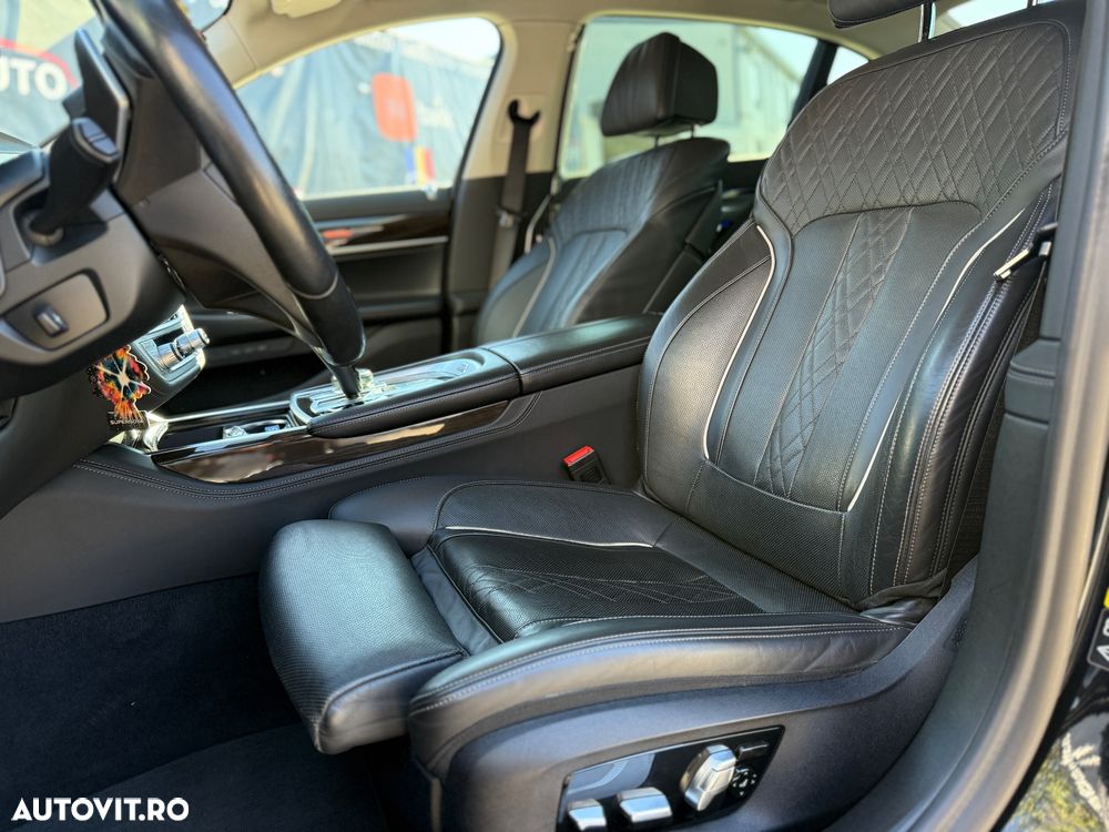 BMW Seria 7 740Li xDrive - 12