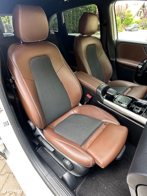 Mercedes-Benz Klasa B 250 7G-DCT Edition 2020 - 39