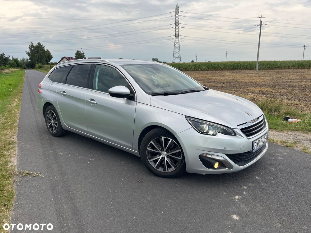 Peugeot 308 2.0 Blue HDi Allure S&S - 10