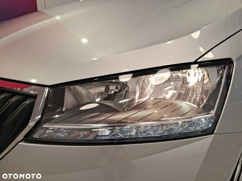 Skoda Fabia - 10
