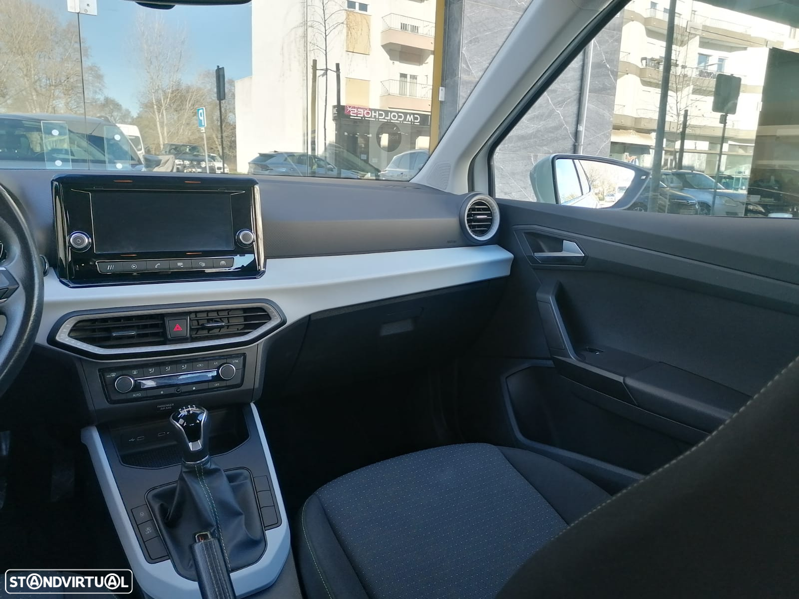 SEAT Arona 1.0 TSI Style - 29