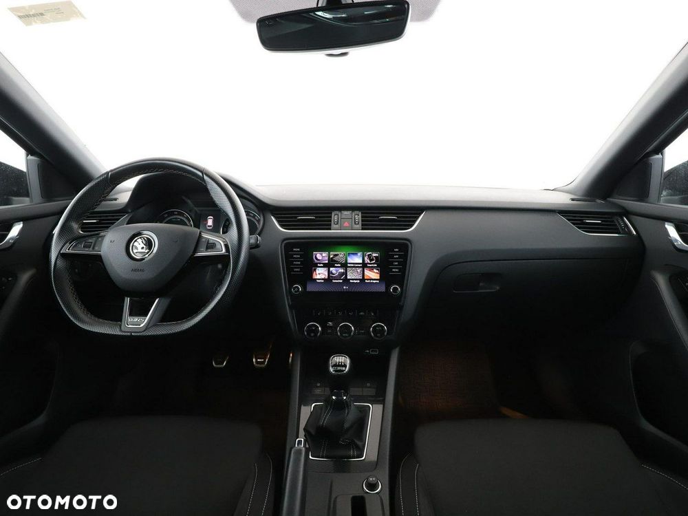Skoda Octavia 2.0 TSI RS 245 - 16
