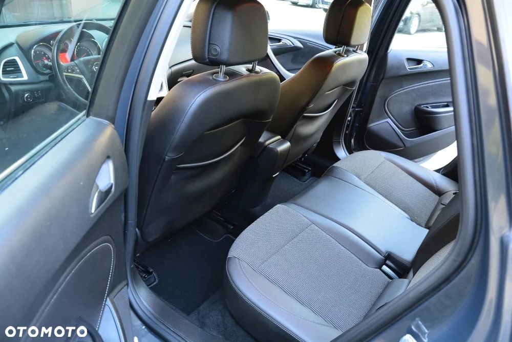Opel Astra 1.4 Turbo Cosmo - 7