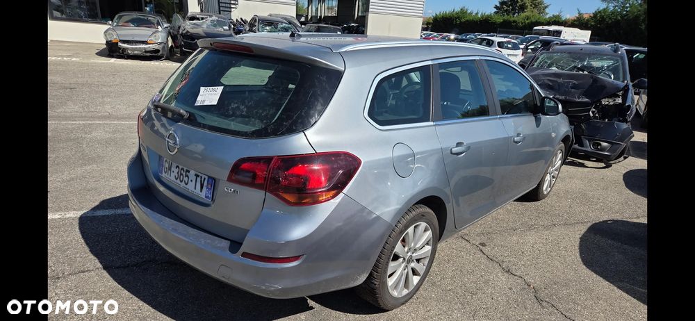 Opel Astra 1.7 CDTI DPF Sport - 4