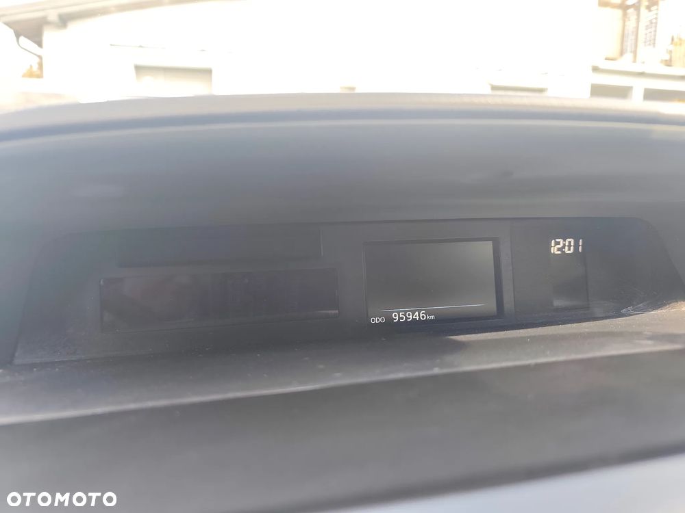 Toyota Prius+ (Hybrid) Executive - 15