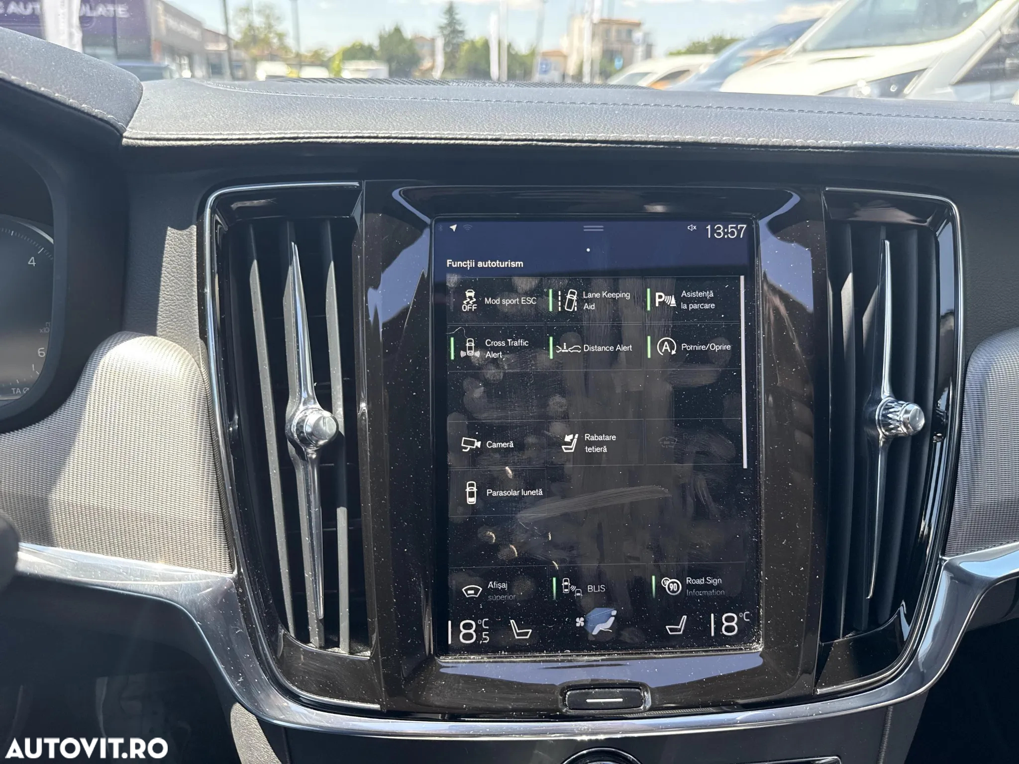 Volvo S90 D5 AWD Geartronic Inscription - 16