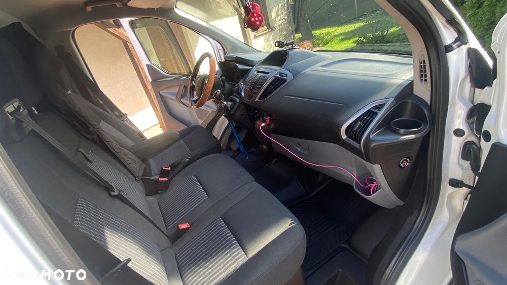 Ford Transit custom - 12