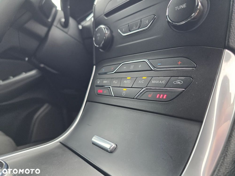 Ford S-Max 2.0 EcoBlue TITANIUM - 25