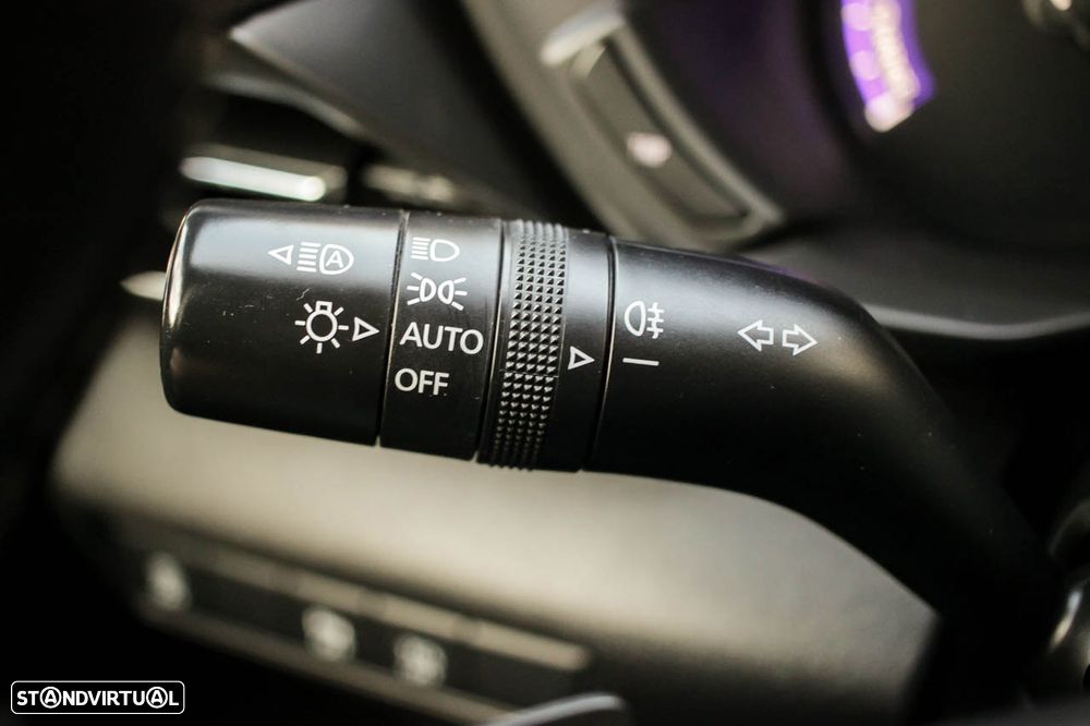 Mazda MX-30 e-SKYACTIV Excellence - 23