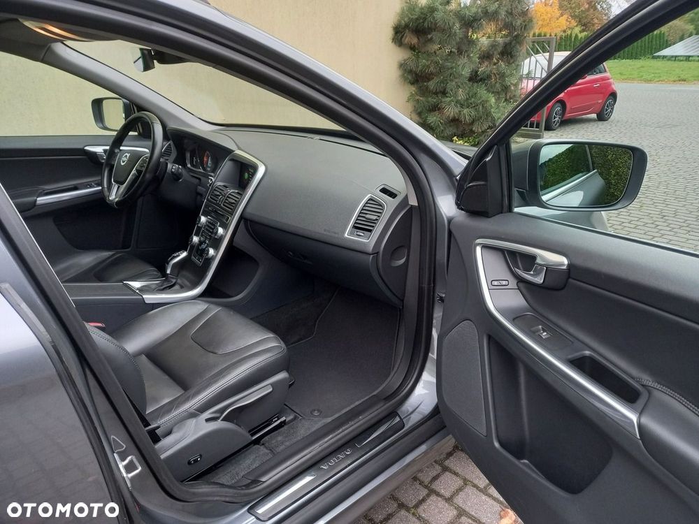 Volvo XC 60 D3 Geartronic Linje Inscription - 24