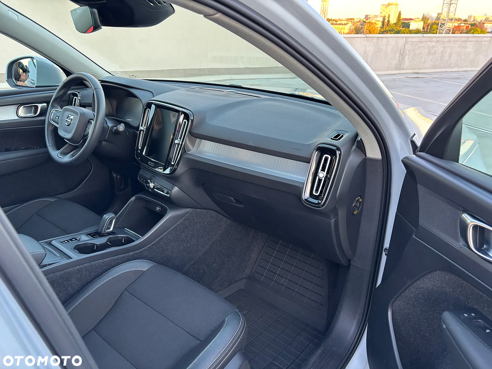 Volvo XC 40 T3 Momentum - 16