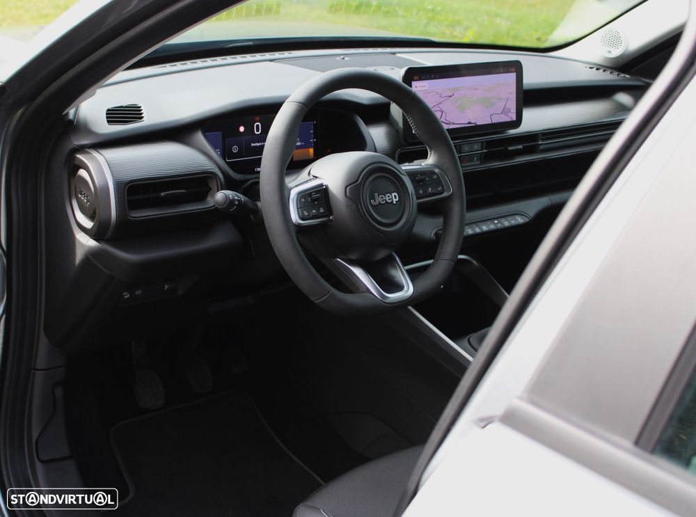 Jeep Avenger 1.2 GSE T3 Altitude - 28