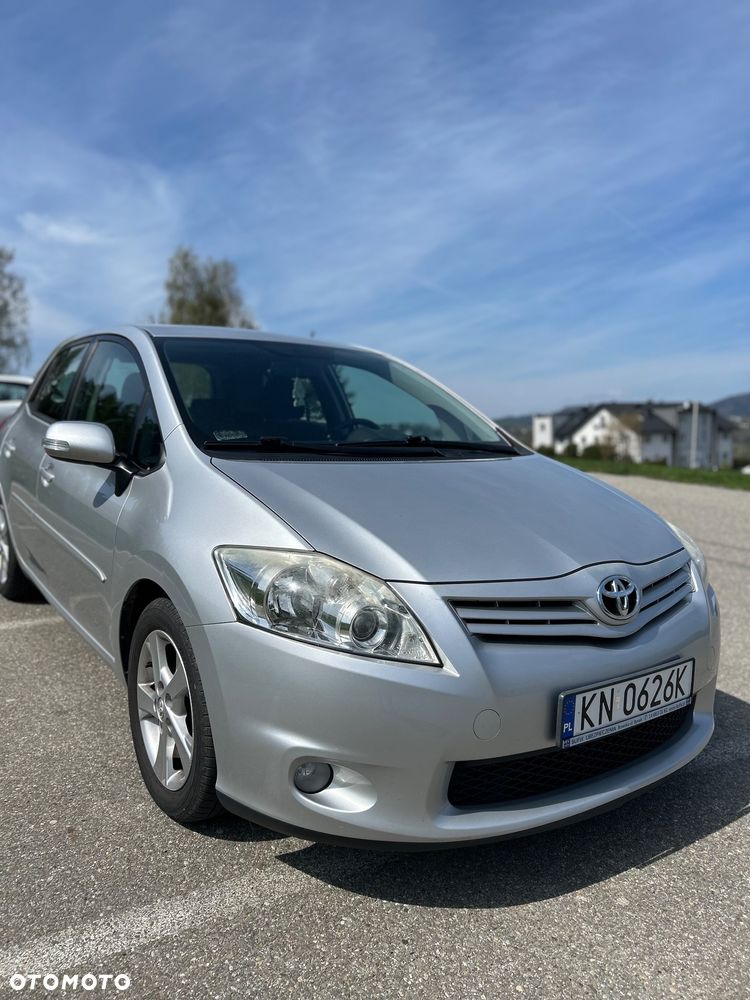 Toyota Auris 2.0 D-4D 2010 - 4