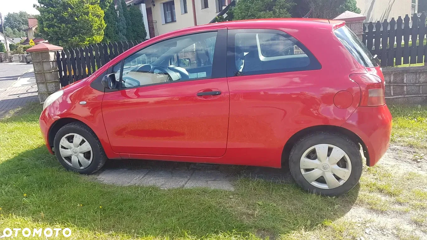 Toyota Yaris 1.0 Luna - 8