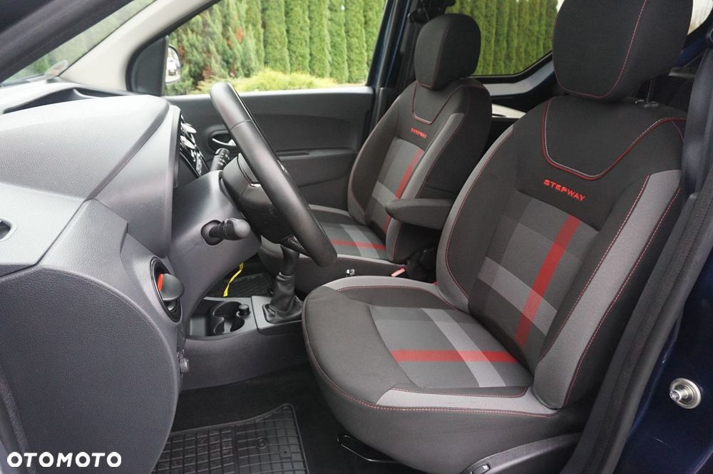 Dacia Dokker 1.6 SCe Stepway - 8