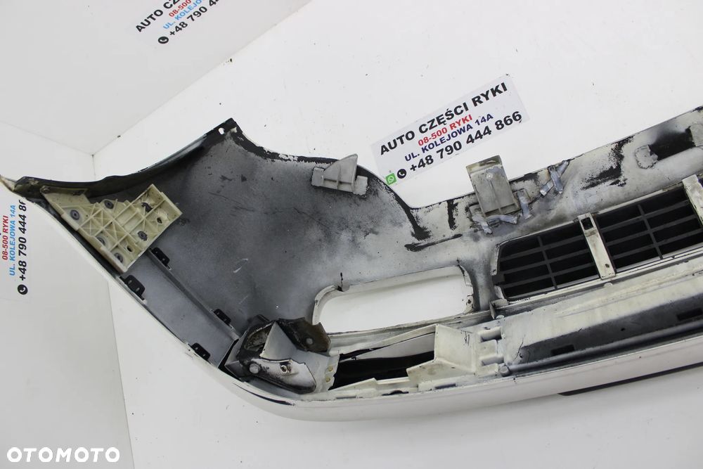 AUDI 80 B4 Zderzak Przód 8A0807111D - 4