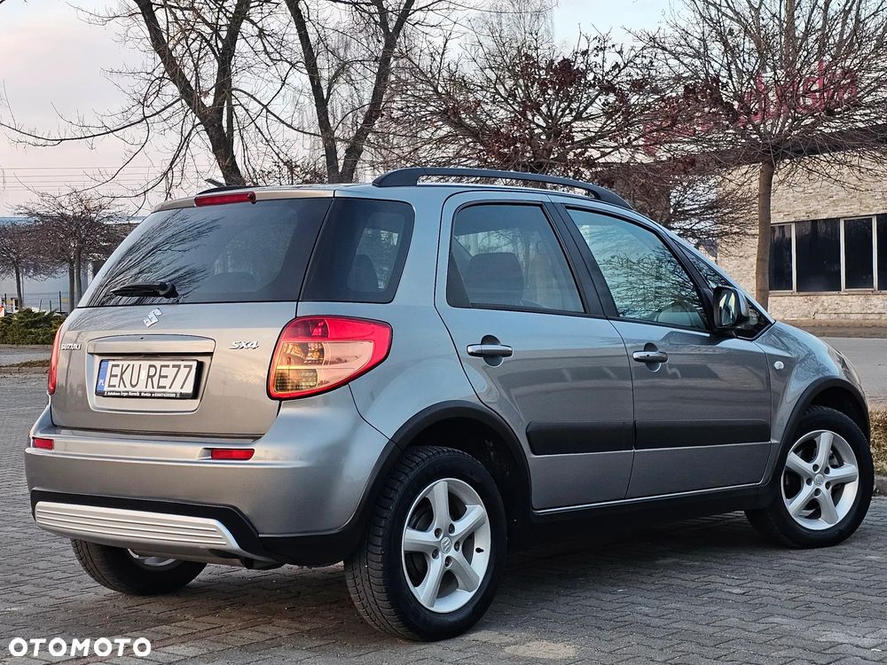 Suzuki SX4 1.6 Premium Outdoor - 12