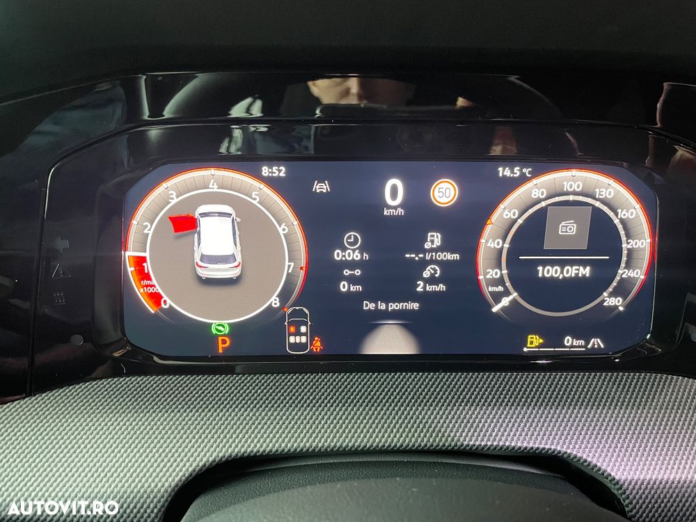 Volkswagen Golf - 20