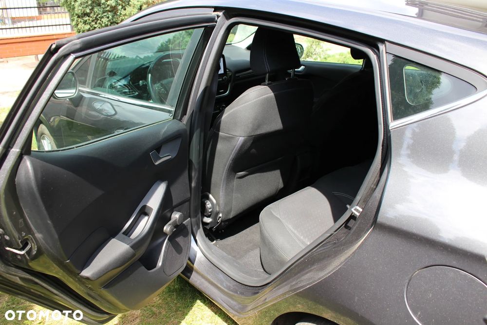 Ford Fiesta 1.0 EcoBoost S&S TITANIUM - 11